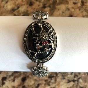 Vintage Silver bracelet with black oval pendant scorpion with red gemstone eyes